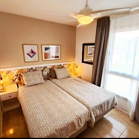 Modern House With 2 Bedrooms Near The Beach Castillo del Romeral Luaran gambar