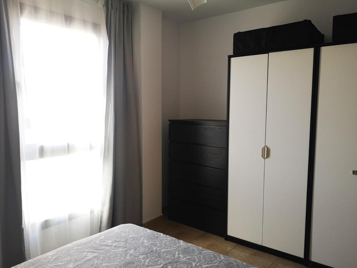 Modern House With 2 Bedrooms Near The Beach Castillo del Romeral Luaran gambar