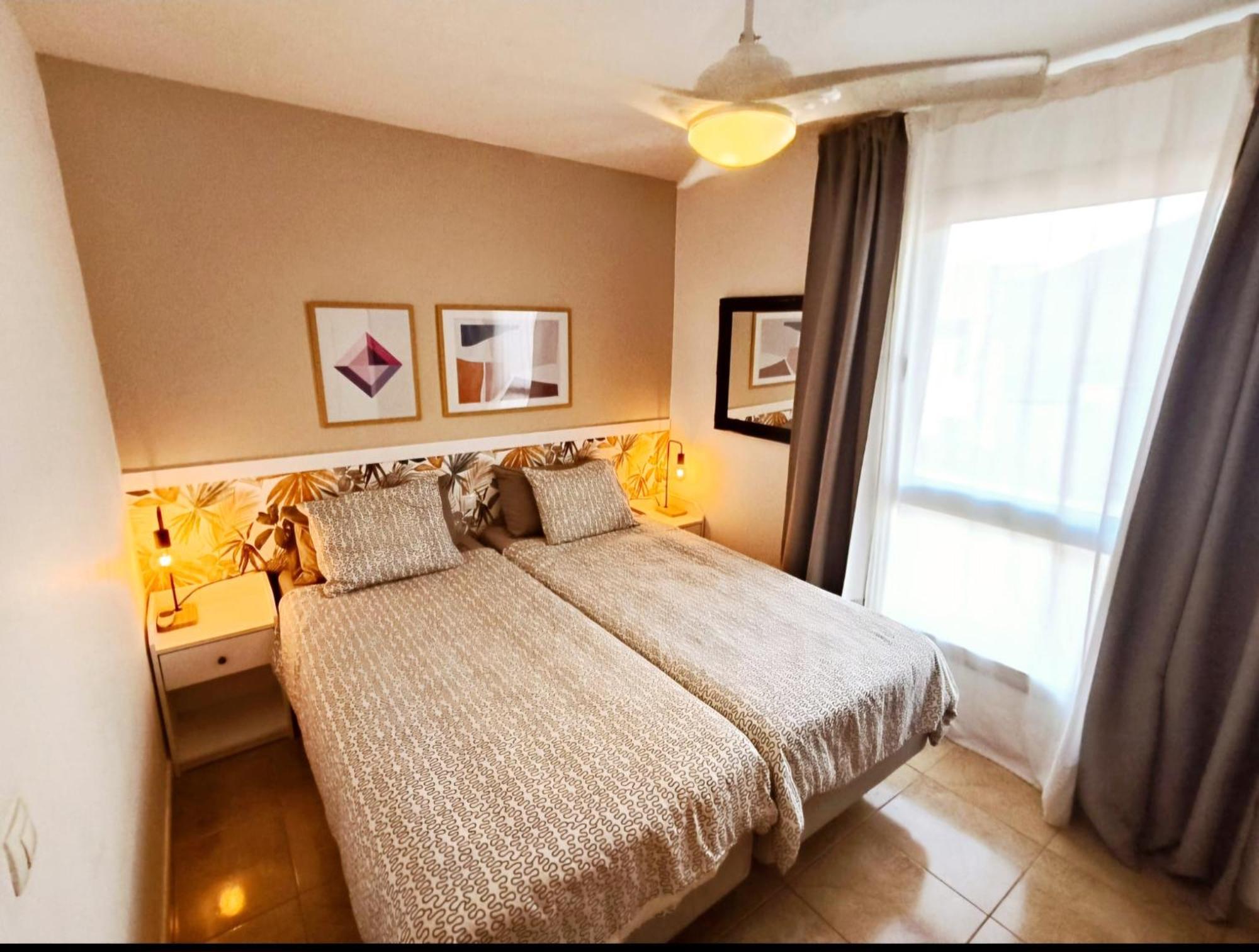 Modern House With 2 Bedrooms Near The Beach Castillo del Romeral Luaran gambar