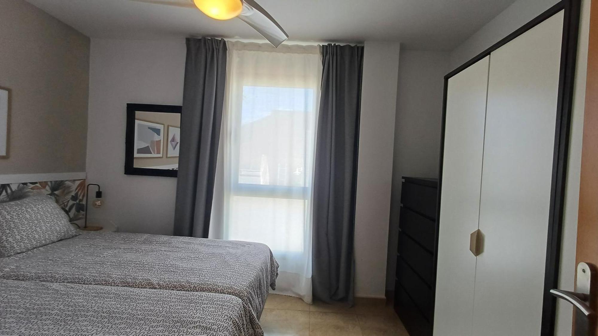 Modern House With 2 Bedrooms Near The Beach Castillo del Romeral Luaran gambar